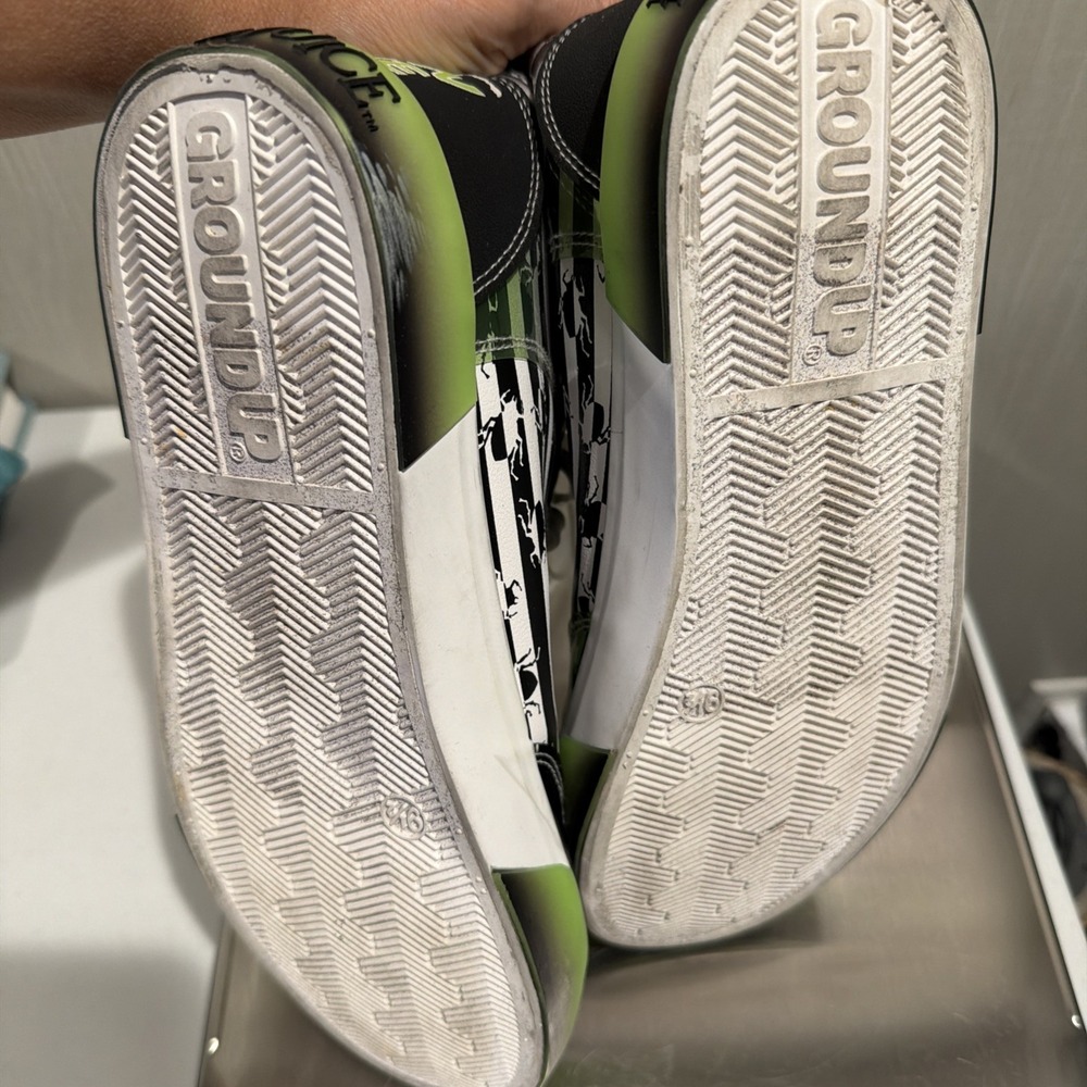 Edgy Black and White High-Top Sneakers with Green Accents - Picture 8 of 9